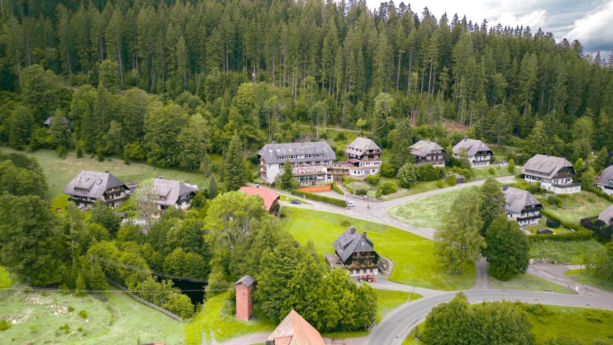 Hotel Sonnenberg Hinterzarten Exterior foto